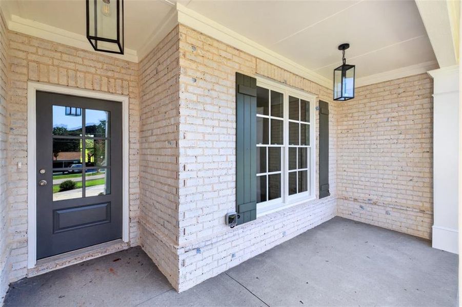Exterior details and patio area of a home in , Gainesville (Image 27).