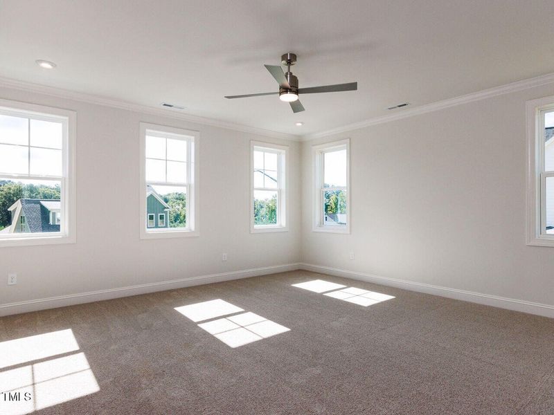 022-1280x960-primary-bedroom