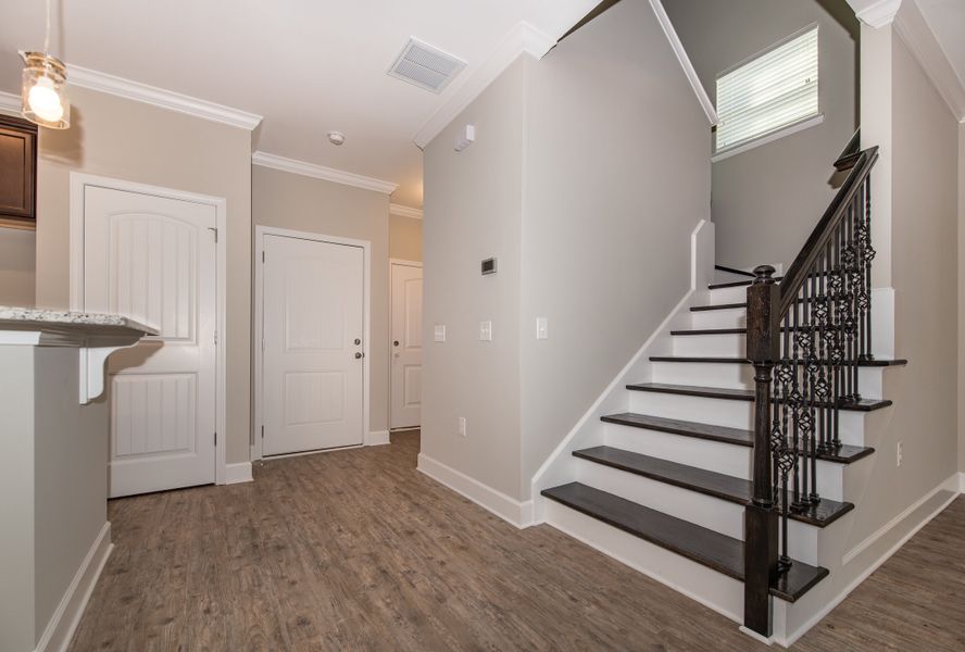 Madison – Optional Oak Tread Staircase