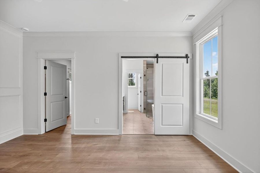 Spacious, unfurnished interior of a new home in , Dallas (Image 28). Spacious, unfurnished interior of a new home in , Dallas (Image 28).