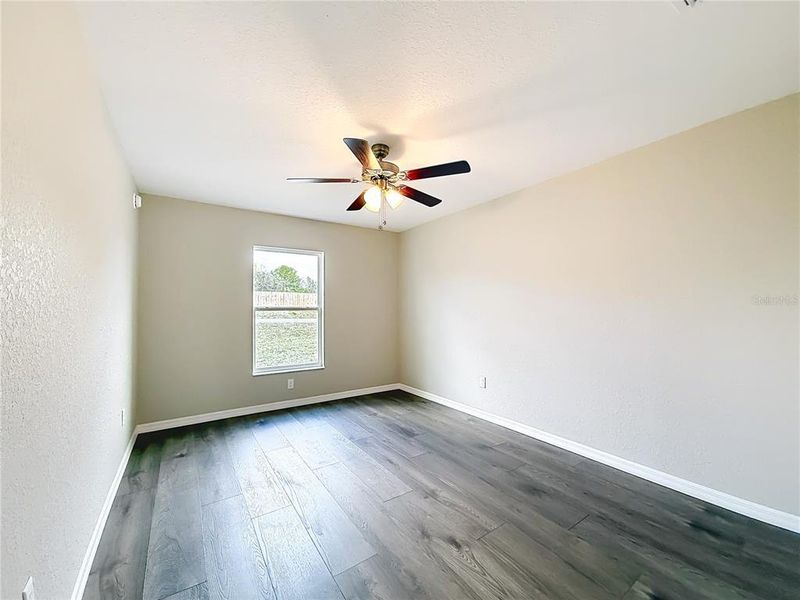 Spacious, unfurnished interior of a new home in , Dunnellon (Image 25).