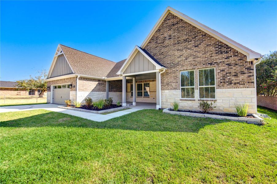 Image 43 of a home in . Image 43 of a home in .