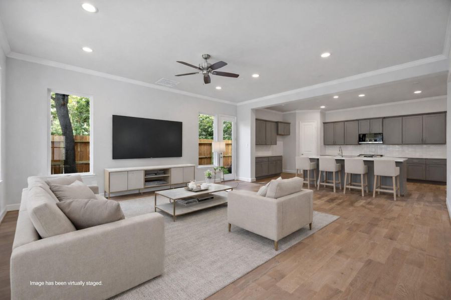 Whether it’s a quiet morning or golden hour glow, this light-drenched space is made for living beautifully—with easy indoor-outdoor flow for spontaneous hangs or fresh-air breaks.