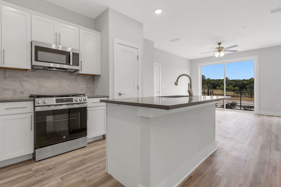 Furnished interior view inside a new home in Echo Park, Suwanee (Image 13).