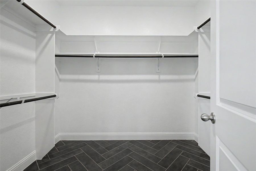 Spacious, unfurnished interior of a new home in , Tomball (Image 40). Spacious, unfurnished interior of a new home in , Tomball (Image 40).