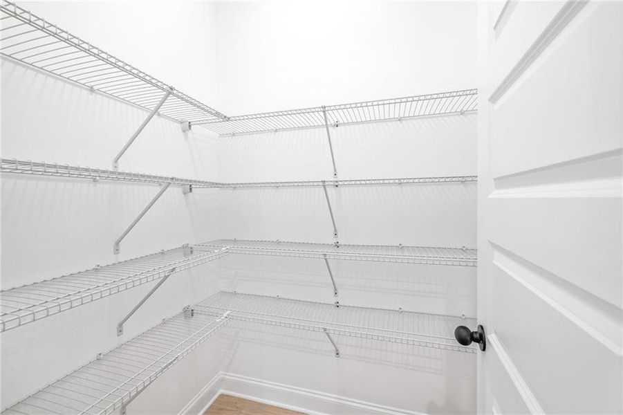 Spacious, unfurnished interior of a new home in , Jefferson (Image 34).