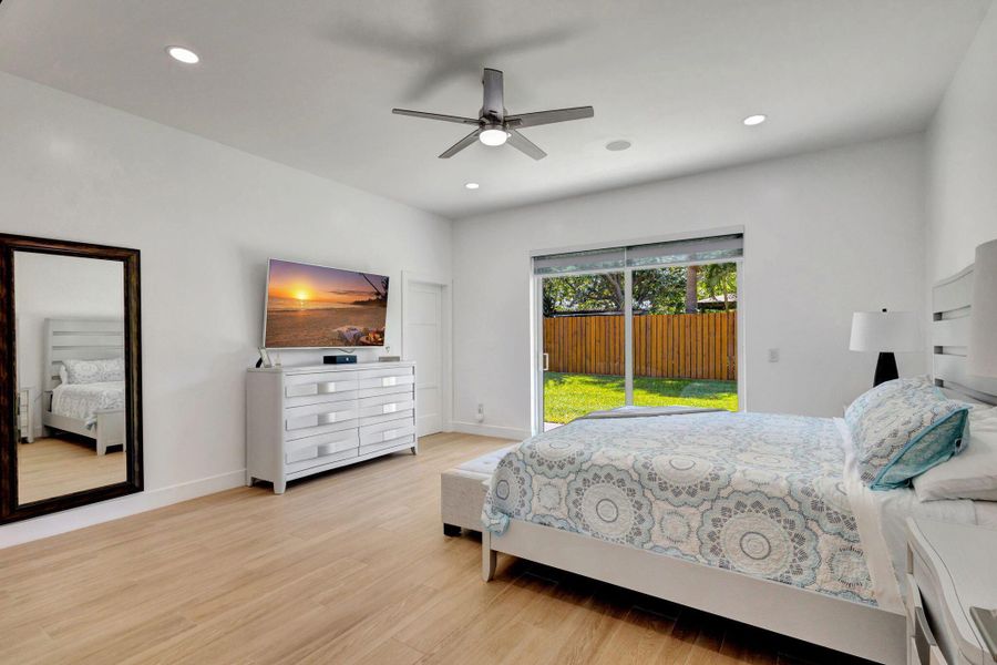 Furnished interior view inside a new home in , North Palm Beach (Image 41). Furnished interior view inside a new home in , North Palm Beach (Image 41).