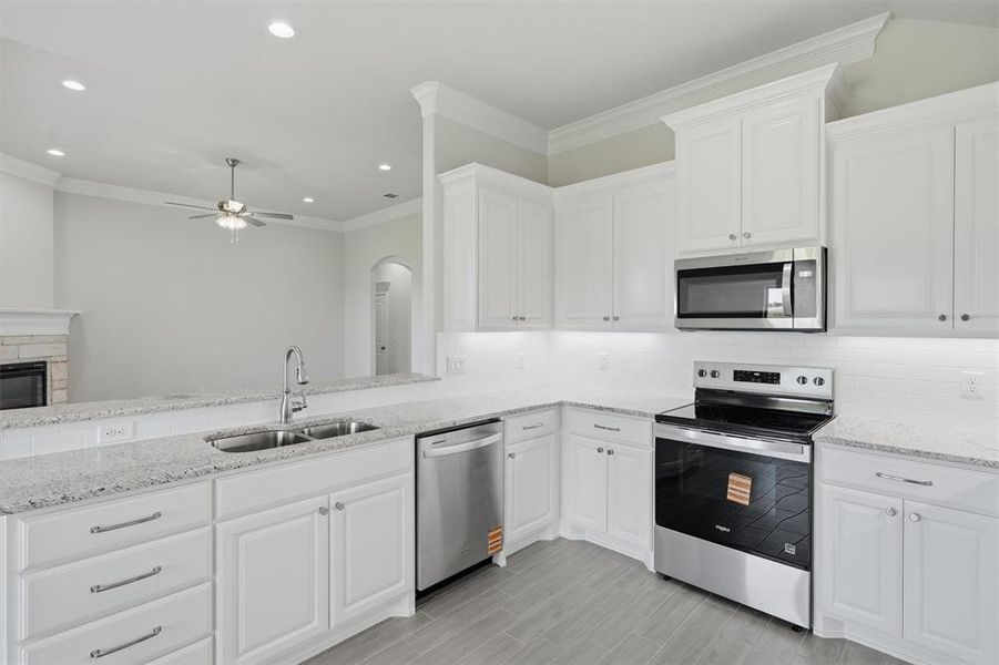 Furnished interior view inside a new home in , Tolar (Image 8).