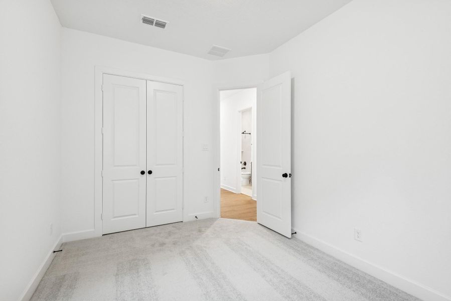 Spacious, unfurnished interior of a new home in ARTAVIA 65' Homesites, Conroe (Image 30). Spacious, unfurnished interior of a new home in ARTAVIA 65' Homesites, Conroe (Image 30).