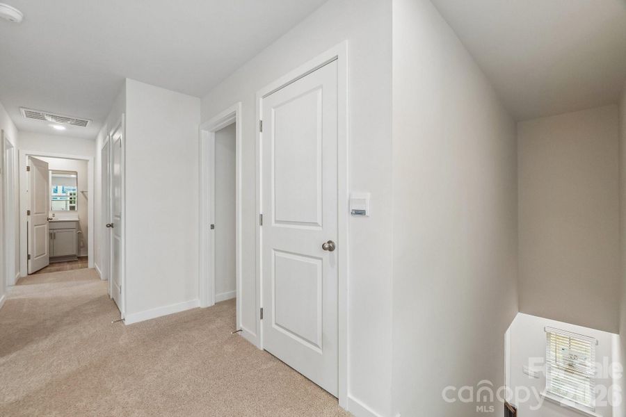 Spacious, unfurnished interior of a new home in Zion Springs, Hickory (Image 21). Spacious, unfurnished interior of a new home in Zion Springs, Hickory (Image 21).