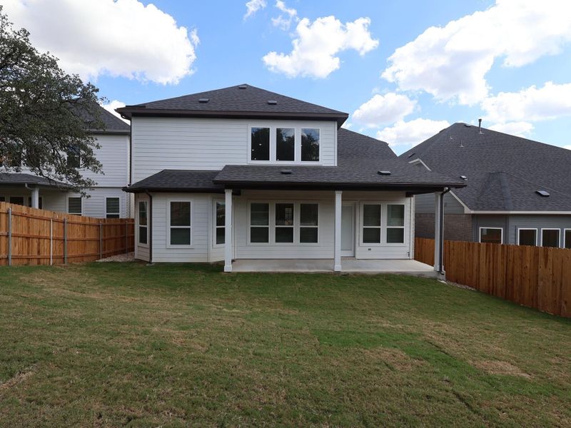 Exterior details and patio area of a home in Edgewood, Leander (Image 4).