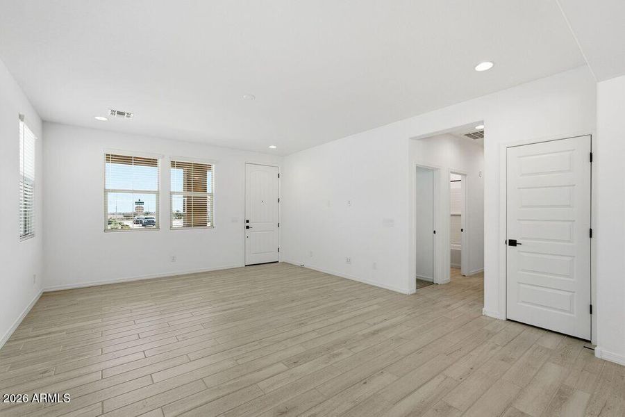 hj-az-phoenix-parkside-villas-cc-rm1-lot