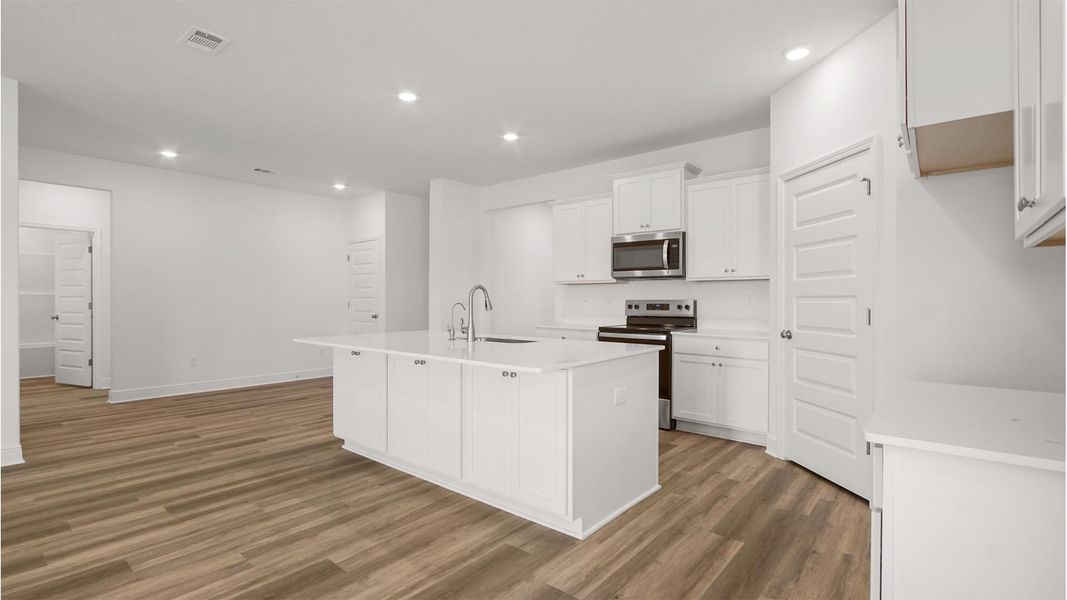 Representative furnished interior of a home built from the Riverside by D.R. Horton in Owl's Head Farms, Freeport (Image 12). Representative furnished interior of a home built from the Riverside by D.R. Horton in Owl's Head Farms, Freeport (Image 12).