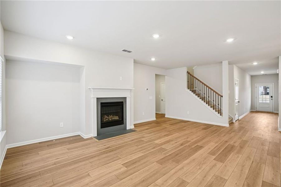 Spacious, unfurnished interior of a new home in Hemingway - Reserve Series, Cumming (Image 22).