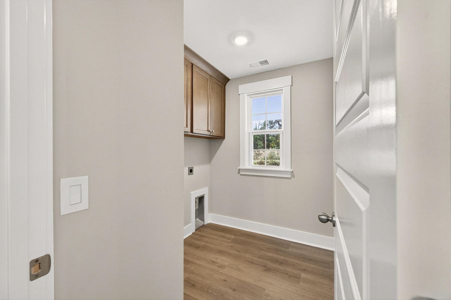 Spacious, unfurnished interior of a new home in Johns Island Homes, Johns Island (Image 28). Spacious, unfurnished interior of a new home in Johns Island Homes, Johns Island (Image 28).