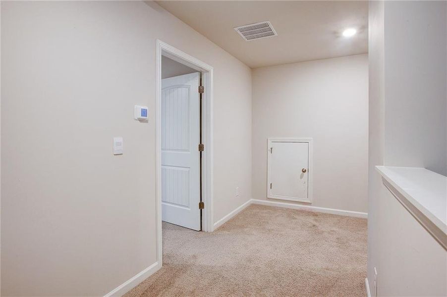 Spacious, unfurnished interior of a new home in , Acworth (Image 20).