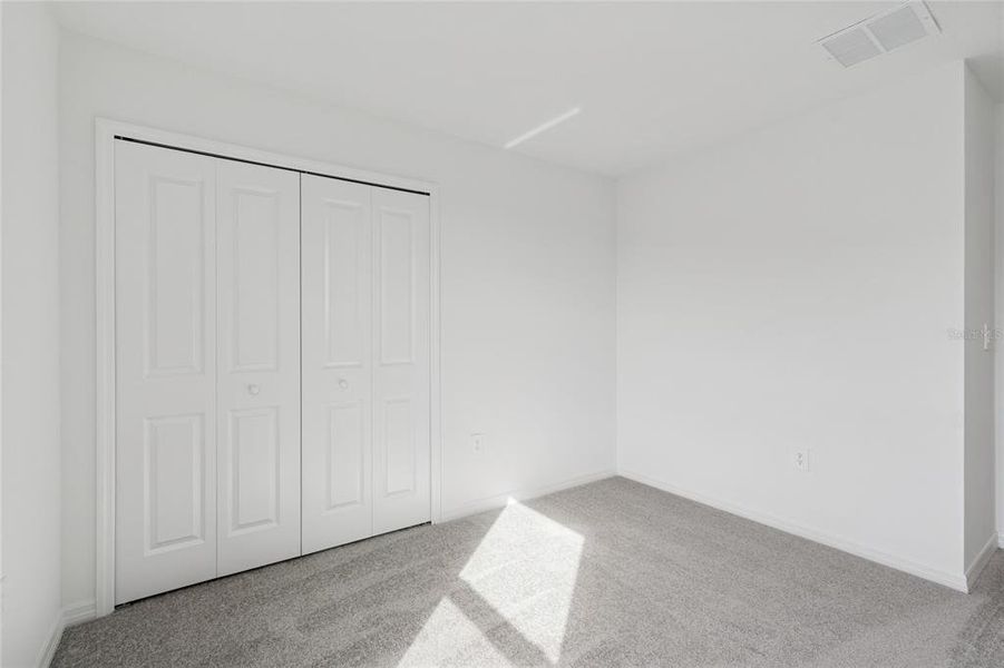 Spacious, unfurnished interior of a new home in Southpointe, Palmetto (Image 25).