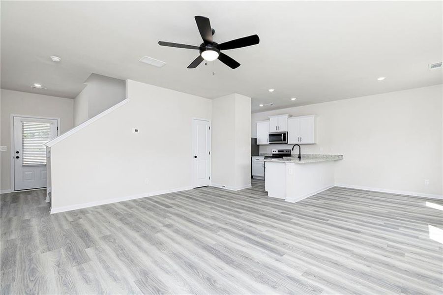 Spacious, unfurnished interior of a new home in Lake Preserve at Jackson Trail, Jefferson (Image 13). Spacious, unfurnished interior of a new home in Lake Preserve at Jackson Trail, Jefferson (Image 13).