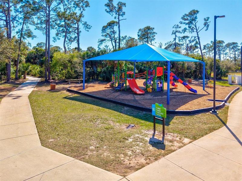 Community amenities in , Port Charlotte (Image 52).