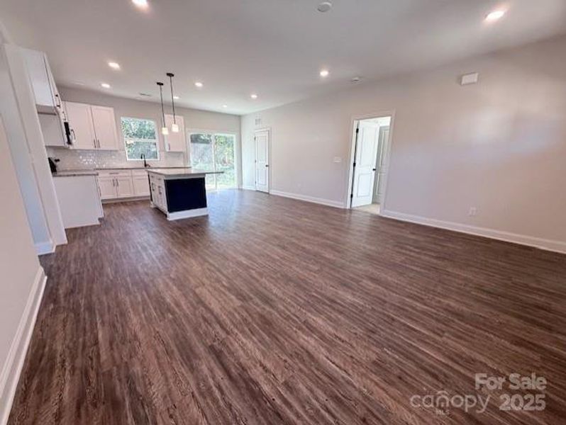 Spacious, unfurnished interior of a new home in , Gastonia (Image 20).