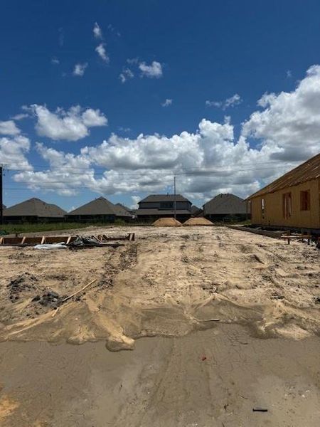 Image 4 of a home in . Image 4 of a home in .