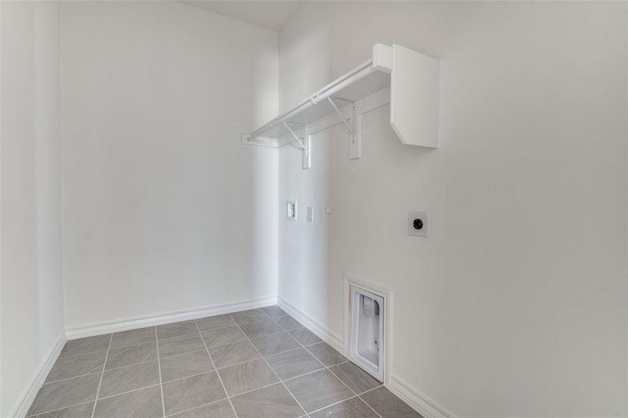 Spacious, unfurnished interior of a new home in Heartland Signature, Crandall (Image 22). Spacious, unfurnished interior of a new home in Heartland Signature, Crandall (Image 22).