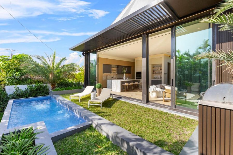 Exterior details and patio area of a home in , Miami Beach (Image 3).
