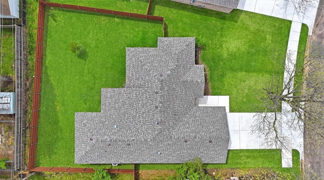 Exterior details and patio area of a home in , Sherman (Image 22).