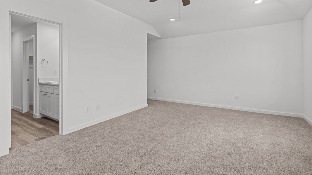 Spacious, unfurnished interior of a new home in Abbey Glen, Lubbock (Image 16). Spacious, unfurnished interior of a new home in Abbey Glen, Lubbock (Image 16).
