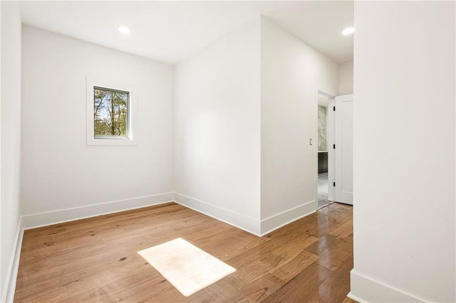 Spacious, unfurnished interior of a new home in , Atlanta (Image 33). Spacious, unfurnished interior of a new home in , Atlanta (Image 33).