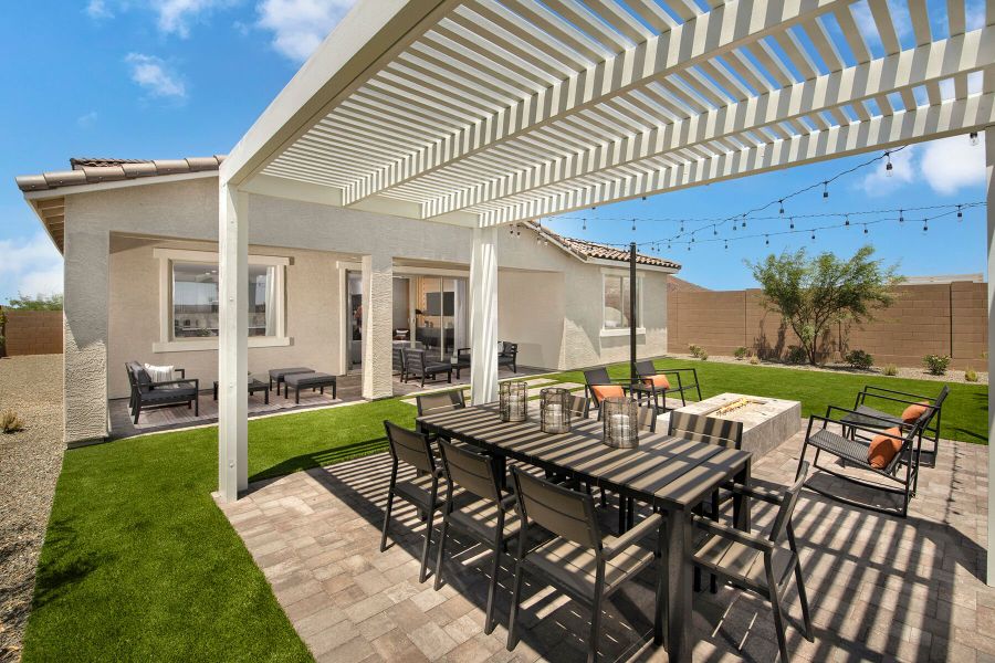 Representative exterior details of a home built from the Slate by Mattamy Homes in Miravida, Surprise (Image 4).
