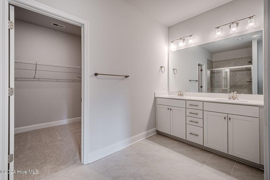 Image 33 of a home in Wood Creek. Image 33 of a home in Wood Creek.