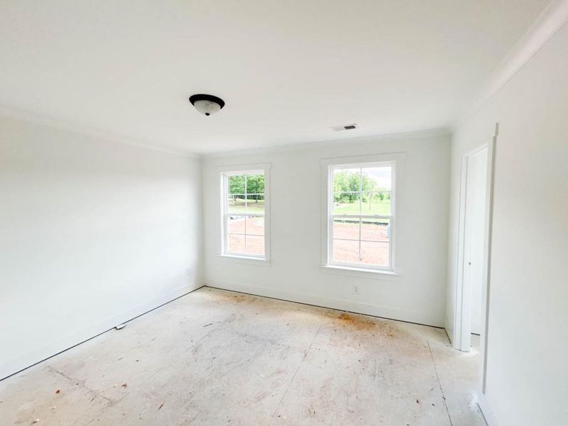 Spacious, unfurnished interior of a new home in Pinegate, Covington (Image 50).