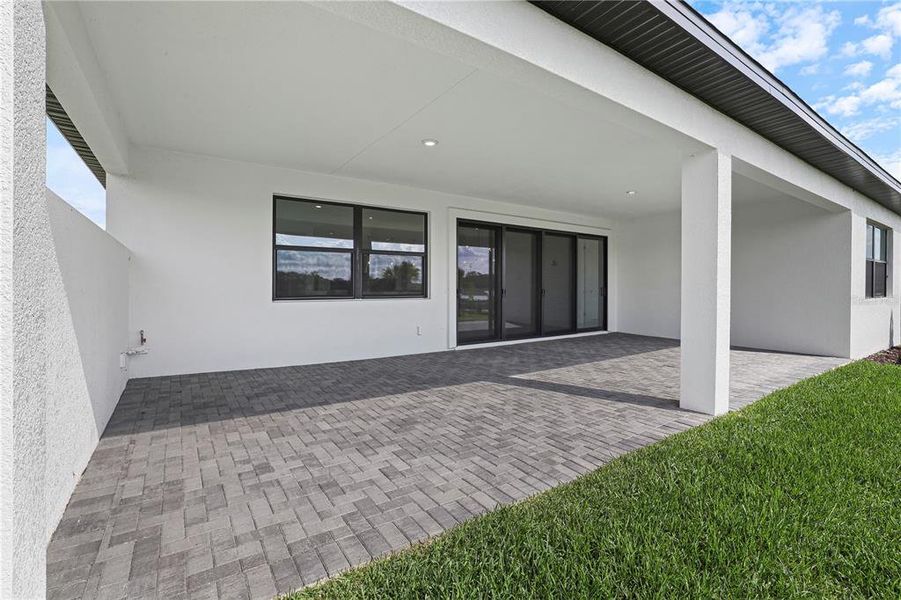 Exterior details and patio area of a home in Cresswind at Hammock Oaks, Lady Lake (Image 27). Exterior details and patio area of a home in Cresswind at Hammock Oaks, Lady Lake (Image 27).
