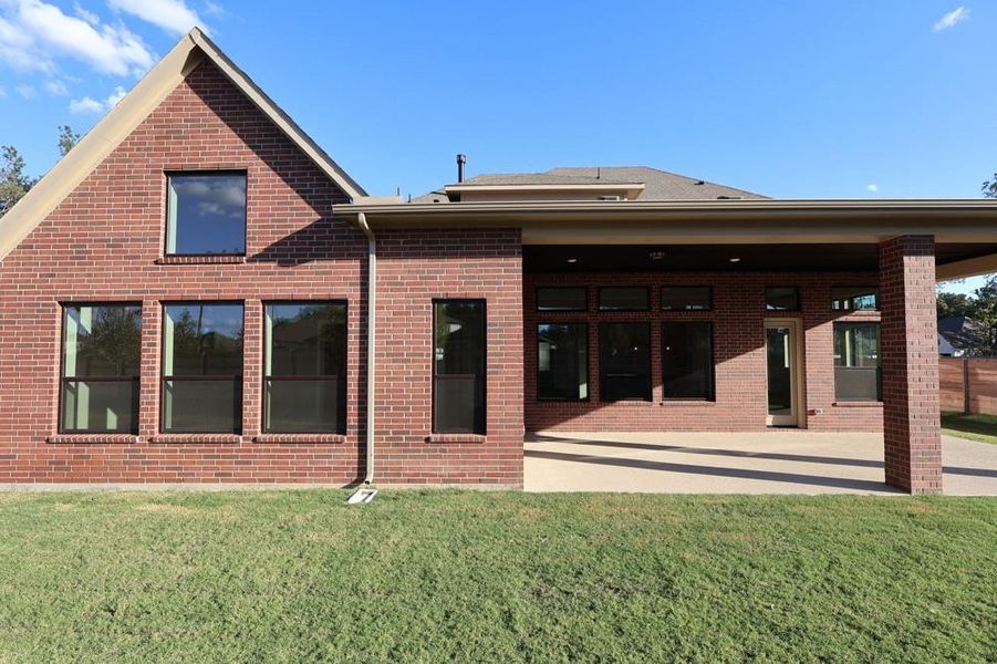 Welcome to The Layton by David Weekley Homes. Move-In-Ready Now! Welcome to The Layton by David Weekley Homes. Move-In-Ready Now!