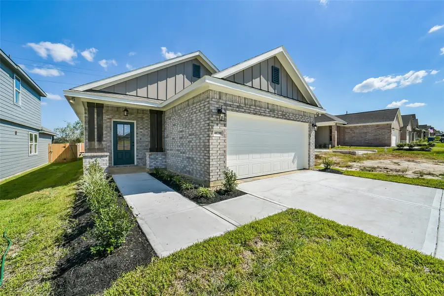 Exterior details and patio area of a home in Mostyn Springs, Magnolia (Image 1). Exterior details and patio area of a home in Mostyn Springs, Magnolia (Image 1).