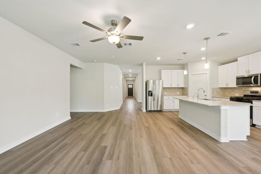 Photo is not of the actual home but is an inspirational photo of builder’s model home and may depict options, furnishings, and/or decorator features that are not included.