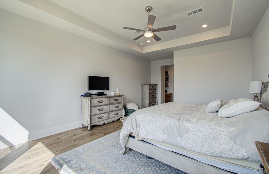 Furnished interior view inside a new home in , Manvel (Image 46).