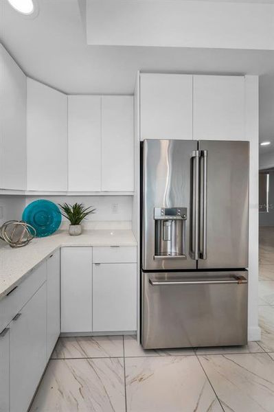 Furnished interior view inside a new home in , Clearwater Beach (Image 2).
