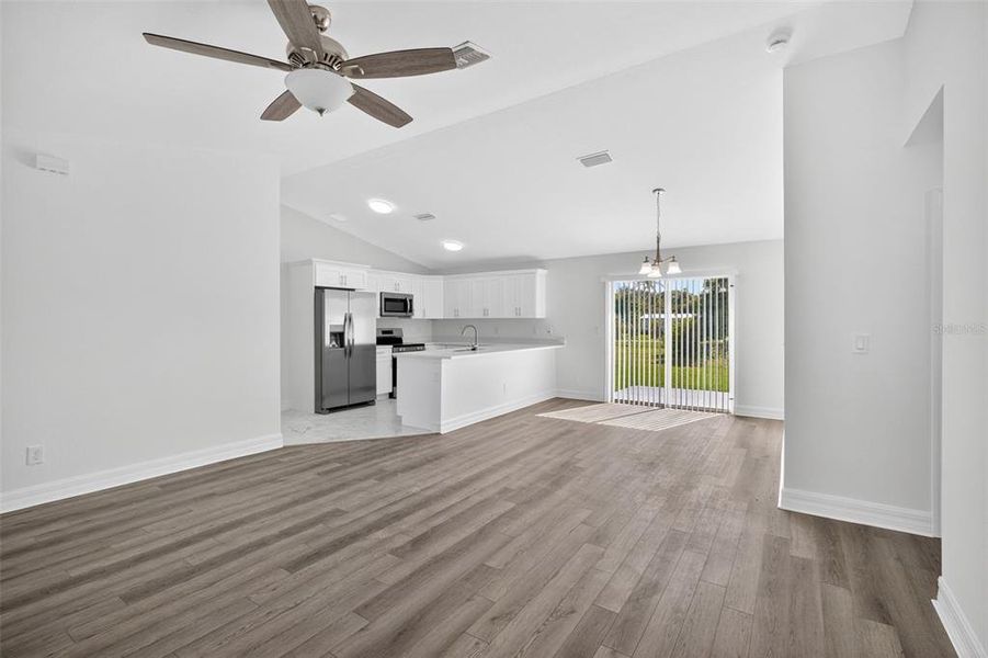 Spacious, unfurnished interior of a new home in , Punta Gorda (Image 6). Spacious, unfurnished interior of a new home in , Punta Gorda (Image 6).