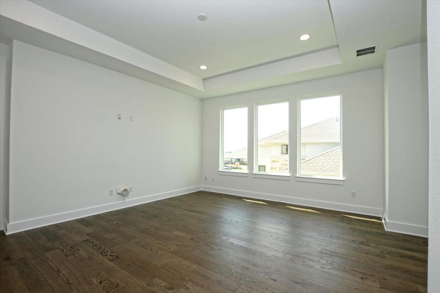 Spacious, unfurnished interior of a new home in Riverstone, Georgetown (Image 10). Spacious, unfurnished interior of a new home in Riverstone, Georgetown (Image 10).