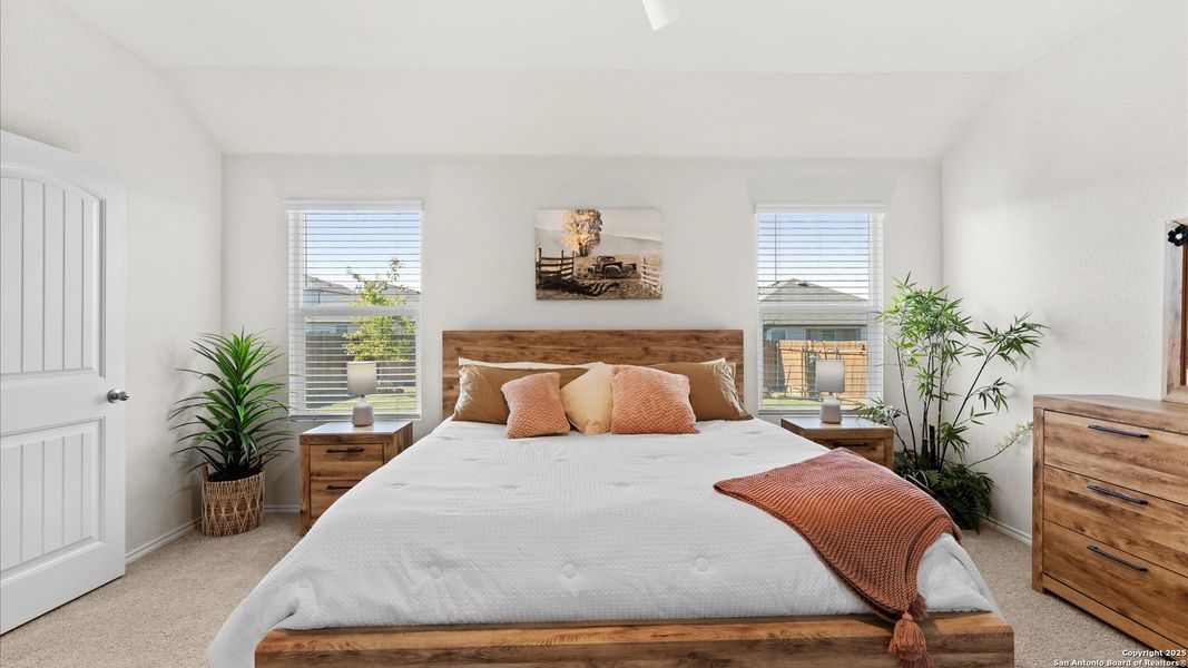 Furnished interior view inside a new home in Arroyo Ranch, Seguin (Image 24).