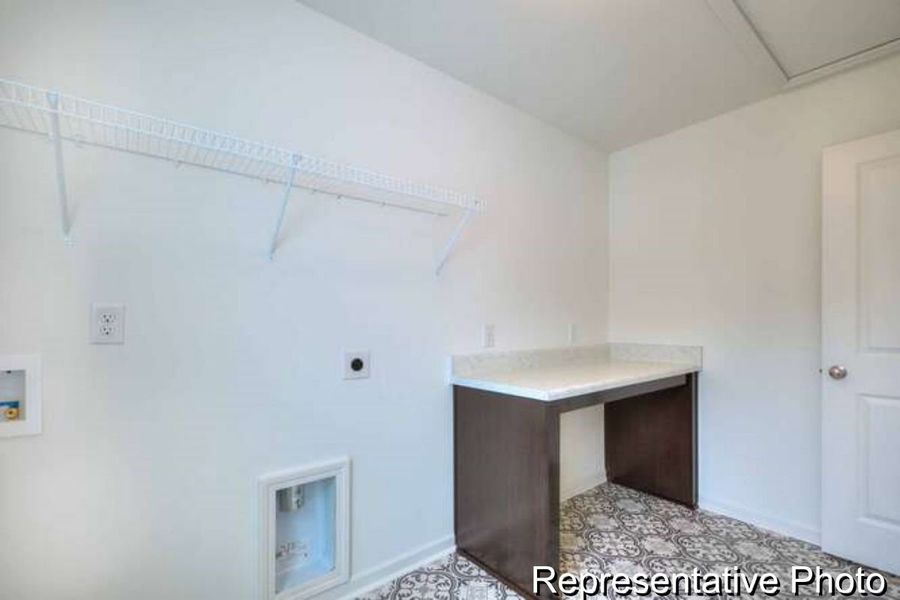 Spacious, unfurnished interior of a new home in Reedy Fork Middleton, Greensboro (Image 21).