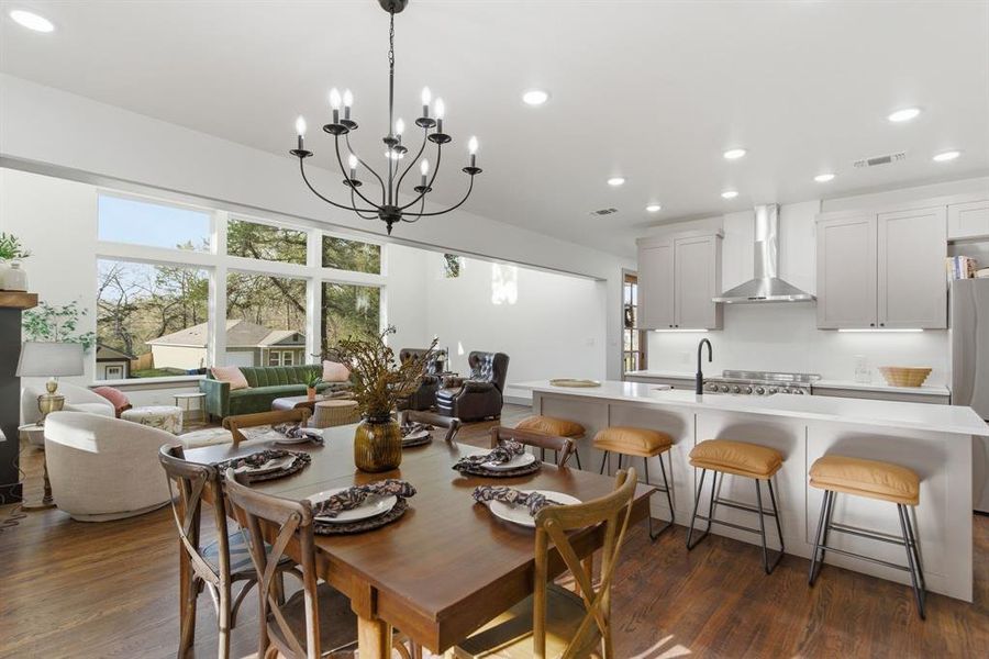 Furnished interior view inside a new home in , Denison (Image 15).
