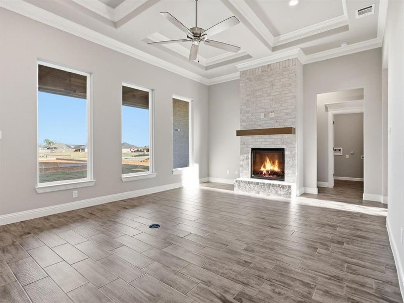 Spacious, unfurnished interior of a new home in , Tolar (Image 20).