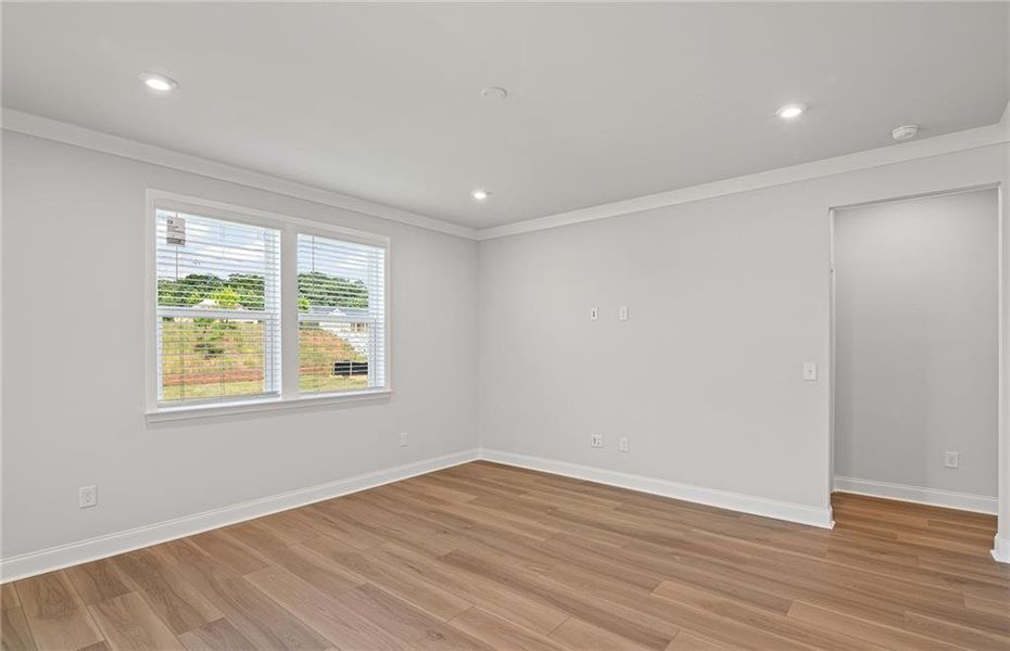 Spacious, unfurnished interior of a new home in Overland, Locust Grove (Image 16).