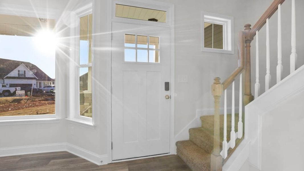 Spacious, unfurnished interior of a new home in Edgewood Estates, Greenville (Image 17).