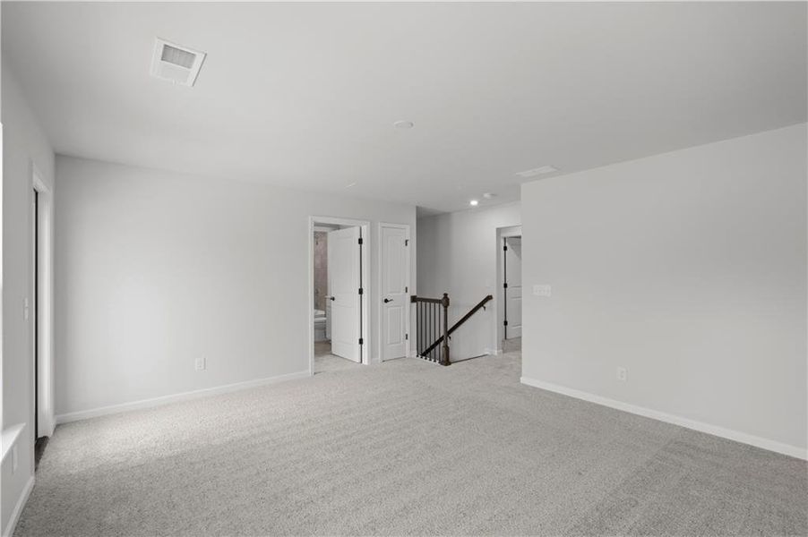 Spacious, unfurnished interior of a new home in Reunion, Flowery Branch (Image 12). Spacious, unfurnished interior of a new home in Reunion, Flowery Branch (Image 12).