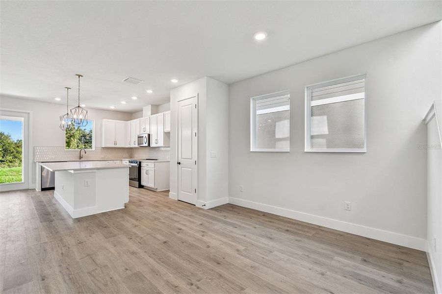 Spacious, unfurnished interior of a new home in Chapel Crossings - Garden Series, Wesley Chapel (Image 39).