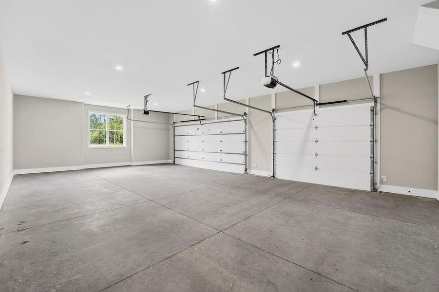 Spacious, unfurnished interior of a new home in , Fairmount (Image 54). Spacious, unfurnished interior of a new home in , Fairmount (Image 54).